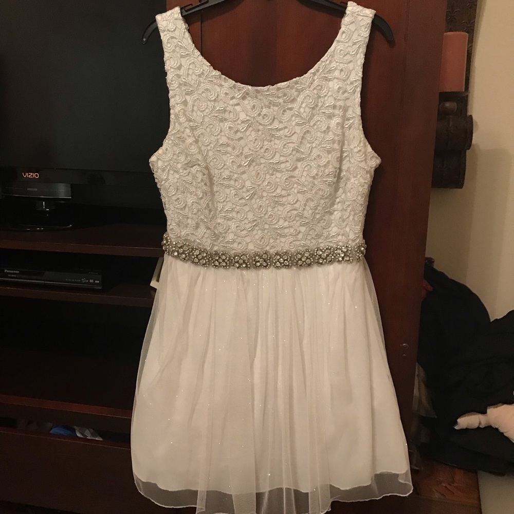 Worn once - white lace/tulle strapless mini dress